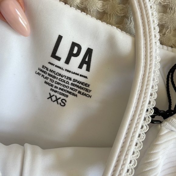 LPA White ribbed swimsuit BWT - Picture 4 of 5